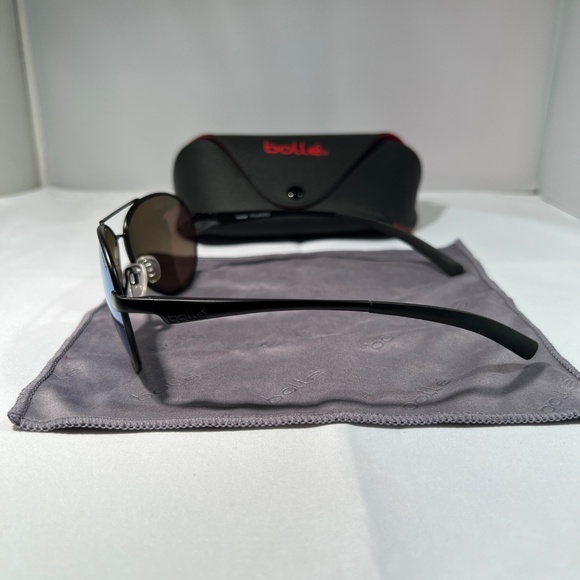 Bollé Cassis 12099 Polarized Sunglasses -H Blue Mirror Lenses - With Case & Clea - Picture 6 of 8